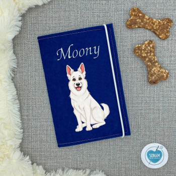 Designbeispiel der Impfpasshülle royalblau für die Hunderasse weißer Schäferhund